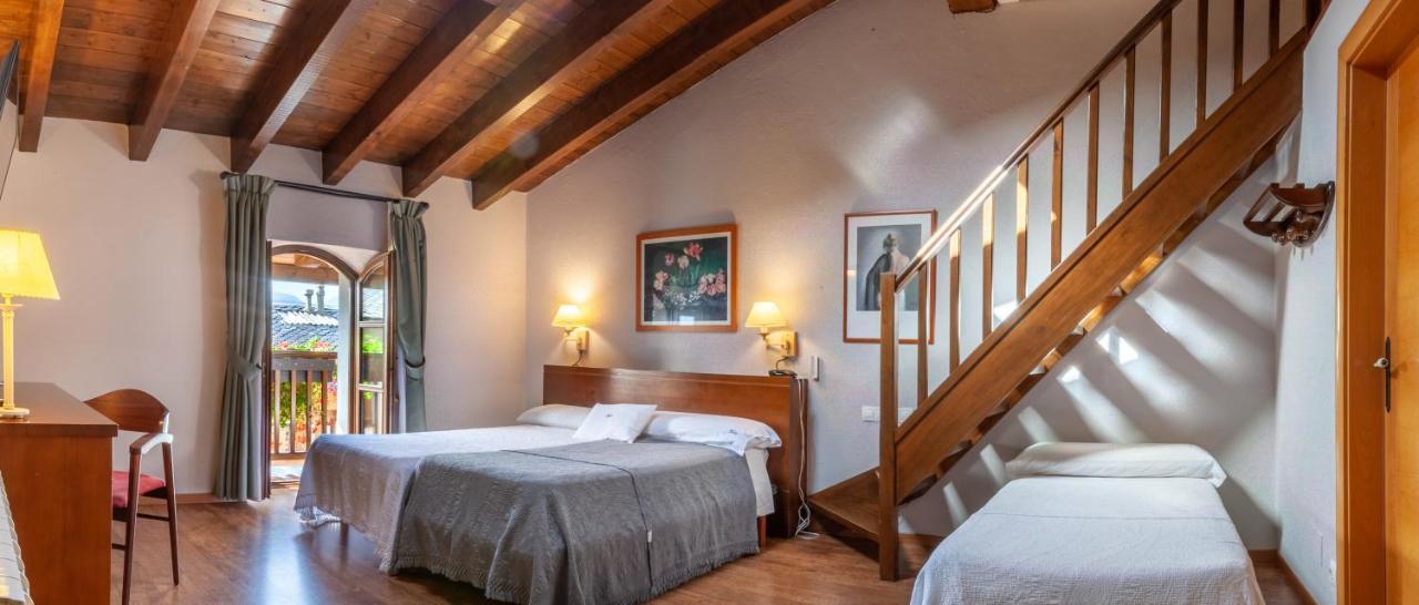 Hotel Fonda Merce Льивия Экстерьер фото