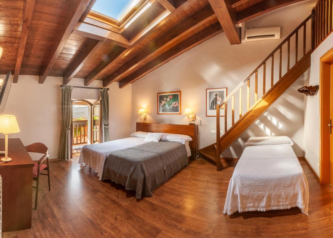 Hotel Fonda Merce Льивия Экстерьер фото