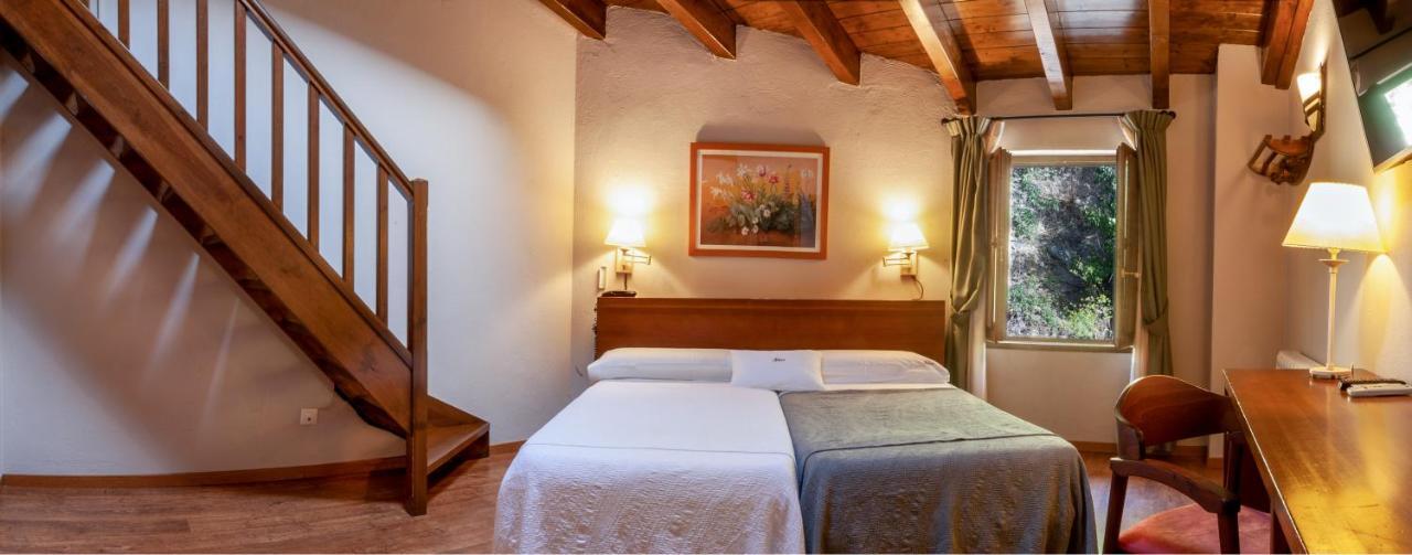 Hotel Fonda Merce Льивия Экстерьер фото